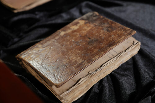 Keron Development Foundation Donates a Rare 17th-Century Manuscript Collection to the Matenadaran 2 CW0A5094